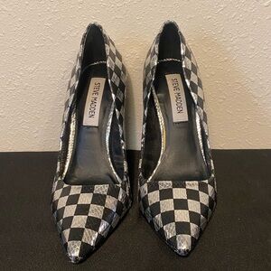 Steve Madden Daisie Checkered Heel 5.5